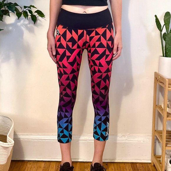Zoot Pants - Team Zoot Women's Running Capri Tights, Multicolor Geometric, Size Medium